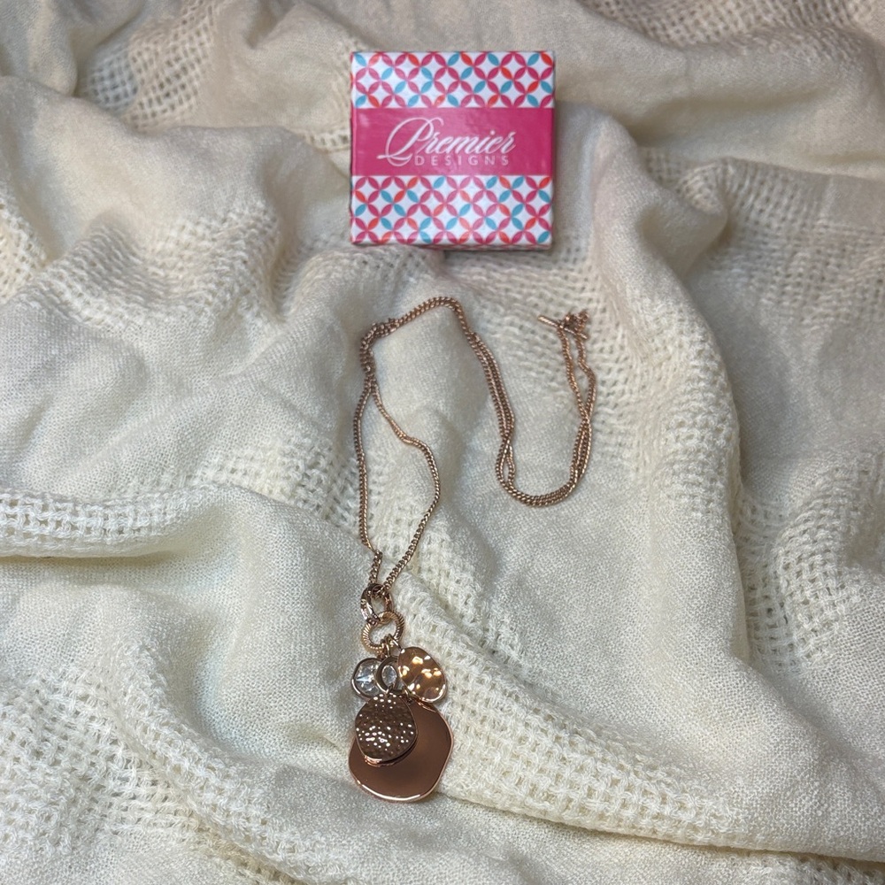 Premier Designs "Modern Luxe" Rose Gold Charm Necklace Fashion Jewelry State - Picture 9 of 10